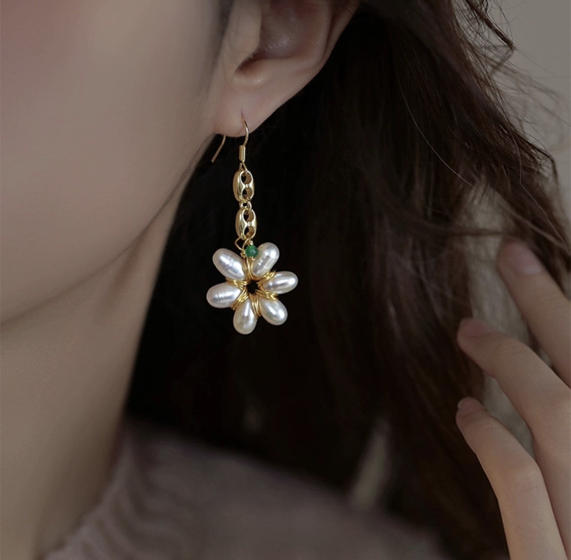 BAROQUE BLOOM EARRING