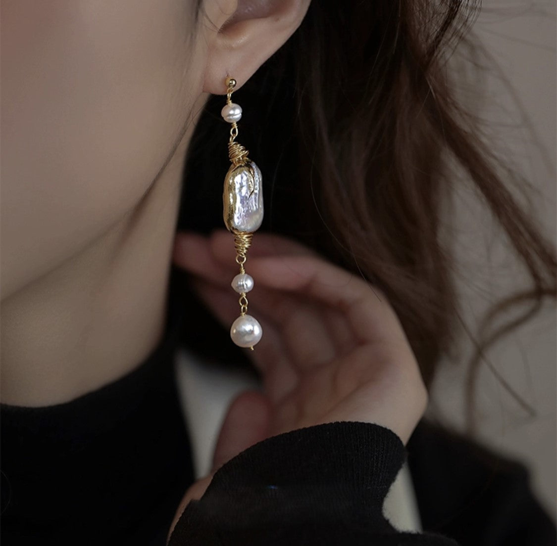 PEARL ENCHANTMENT EARRING