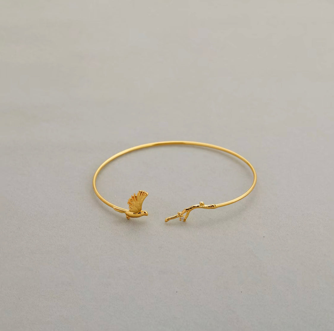 Sunlit Circle Bracelet