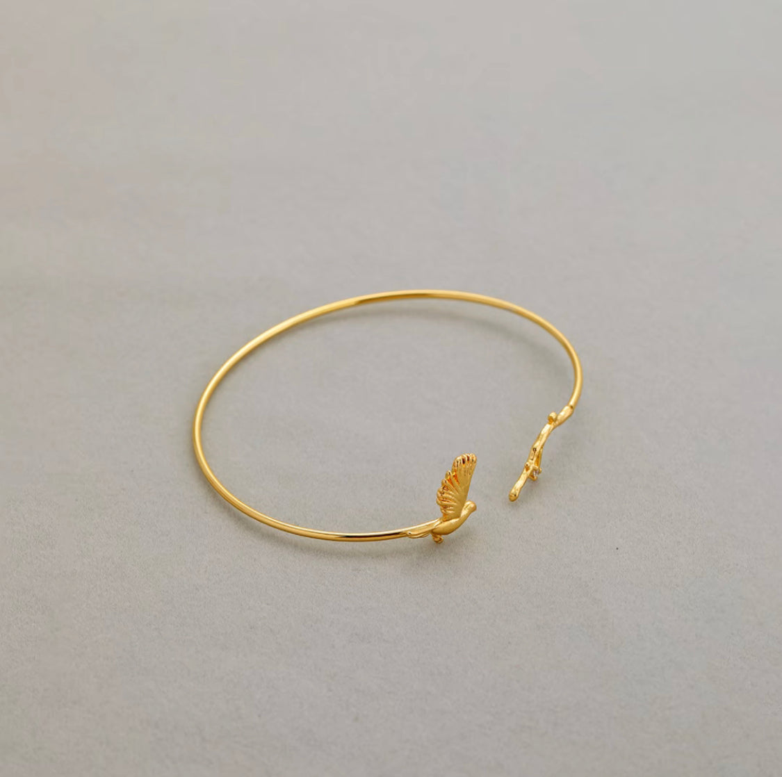 Sunlit Circle Bracelet