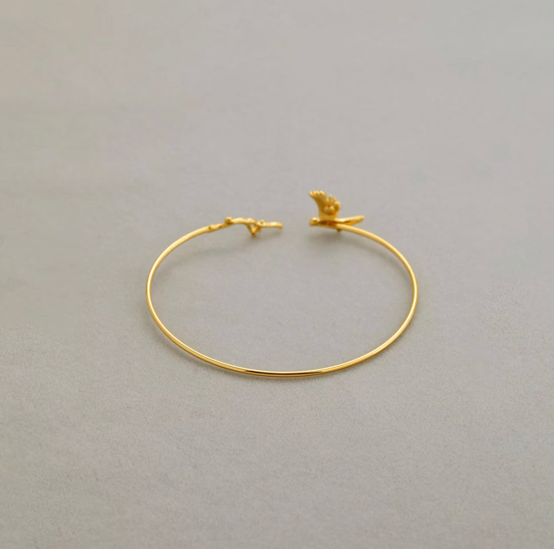 Sunlit Circle Bracelet