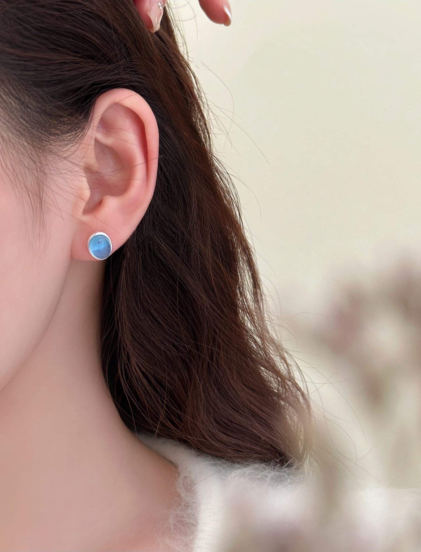 BLUE BUBBLE EARRING